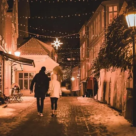 Dinbnb Homes I 200m To Bryggen I Make Memories With Friends And Family! Bergen