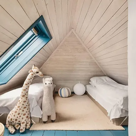 Dinbnb Homes I 200m To Bryggen I Make Memories With Friends And Family! Holiday home Bergen